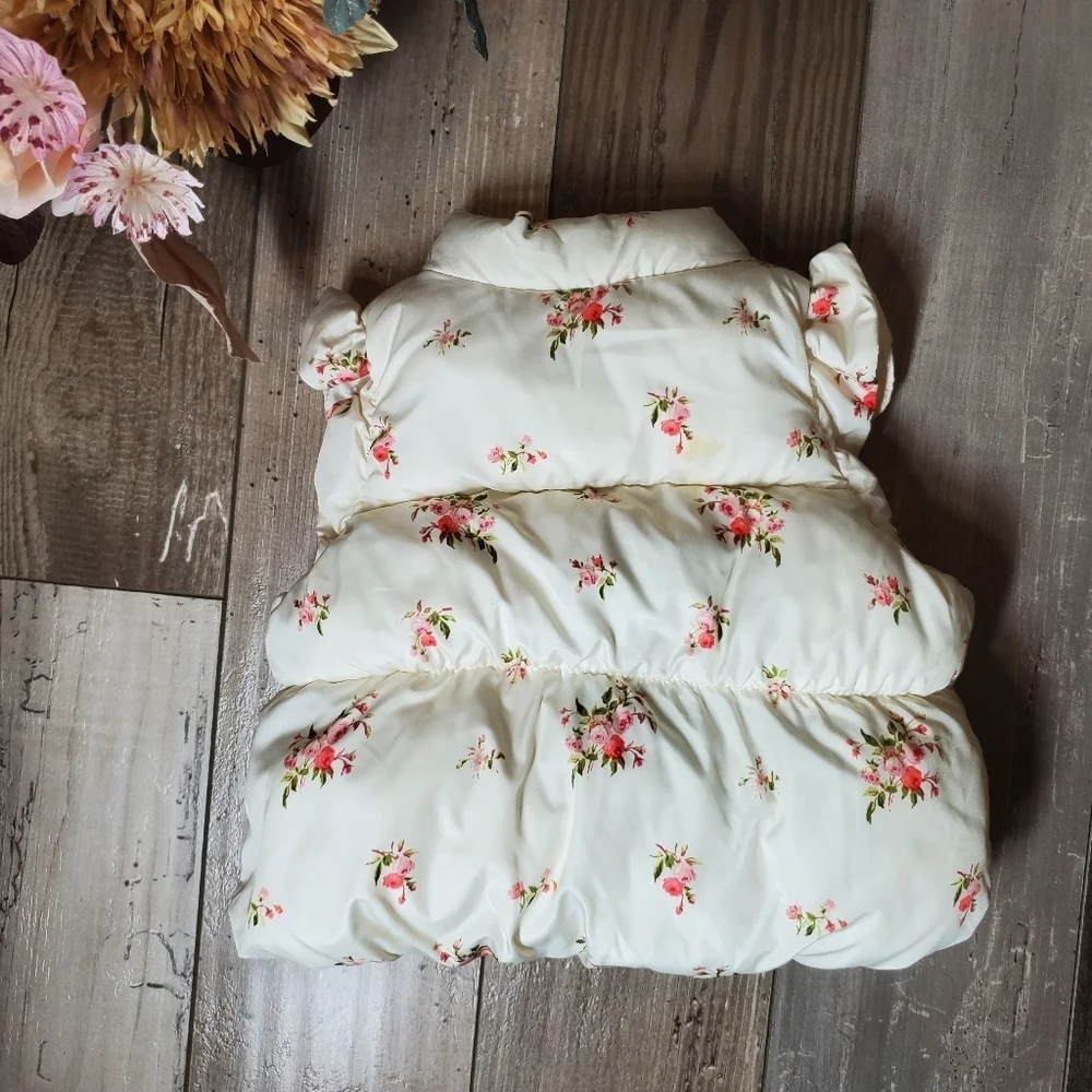 babyGap Cream and Coral Pink Floral Puffer Vest Size 0-6m Full Zip Ruffle Sleeve